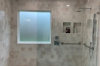 Inspiration for a transitional home design remodel in Austin