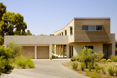 Inspiration for a mid-sized modern two-storey brown exterior in San Francisco.