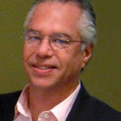 Larry Batess foto