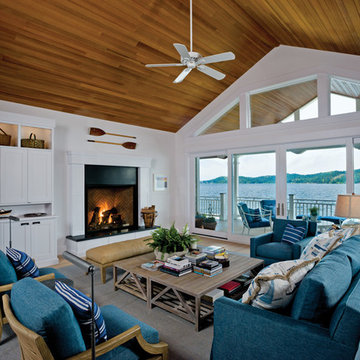 Beautiful Waterfront Beach Themed Great Room