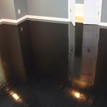 Ebony High-gloss wood floors