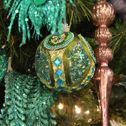 Design 125 Showroom Christmas Products 2015 - Christmas Ornaments