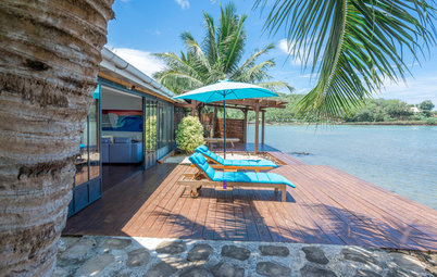 My Houzz: Polynesian Vacation Villa Overlooks a Blue Lagoon
