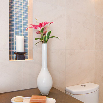 condo bath with 7 ft ceilings!