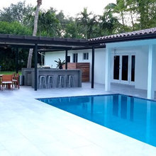 Outdoor Kitchen