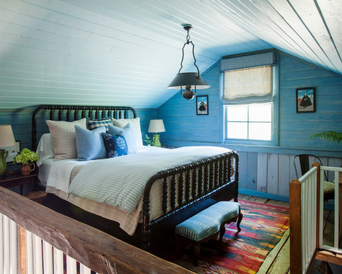 Farmhouse Bedroom Design Ideas, Remodels & Photos with Blue Walls | Houzz