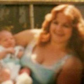 Mitzi Mccarthys foto