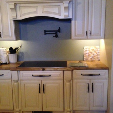 Medallion Gold Maple - Moral Vintage Color; Valencia Door Style;  Burnt Sienna G
