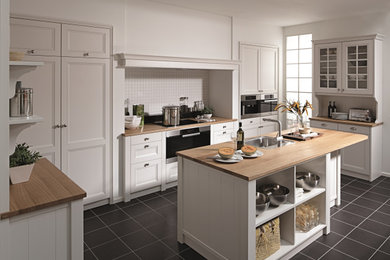 Design ideas for a traditional kitchen in Oxfordshire.