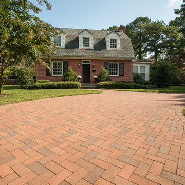 Colonial Driveway