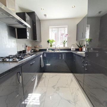 Marble Kitchen/Dining