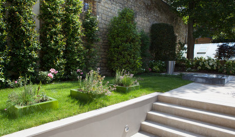 Stickybeak of the Week: Contemporary Calm in a French Garden