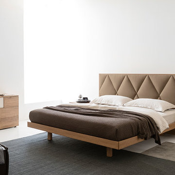 Erie 71.6" Bed - Oak Wood Finish Frame, Headboard, & Legs w/ Desert Upholstery