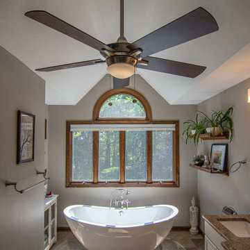 Traditional Style Master Bathroom with Stand Alone Soaking Tub