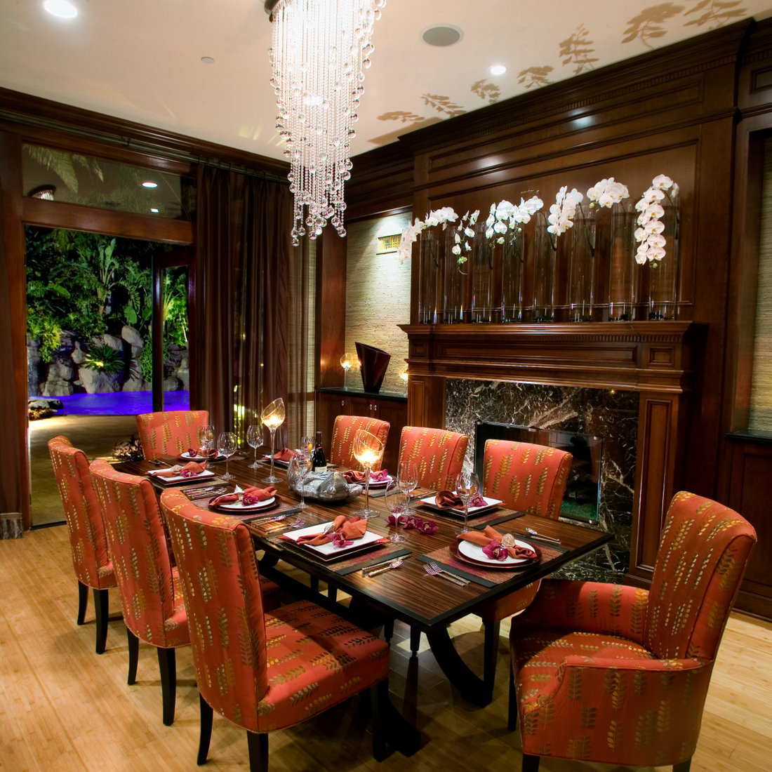 Theme Home