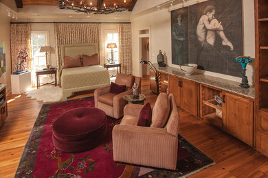 Eclectic bedroom photo in Little Rock