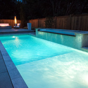 Contemporary backyard in Beaconsfield