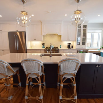 Transitional Kitchen in Ottawa, Ontario