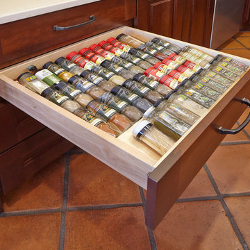 Southeast 1808 - Kitchen Cabinet Spice Rack