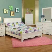 Everly Canopy Bed