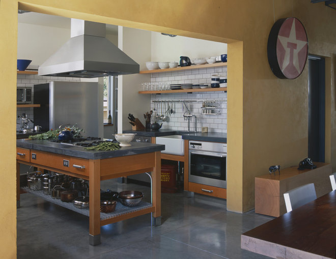 Industrial Kitchen by PLACE architect ltd.