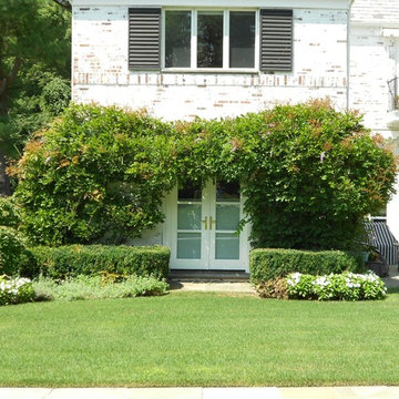 White Brick Manor