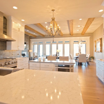 Contemporary Luxe on the Lake