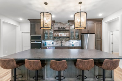 Home bar - home bar idea in Raleigh