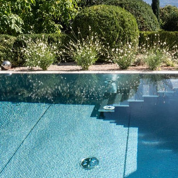 Infinity-Pool aus Edelstahl