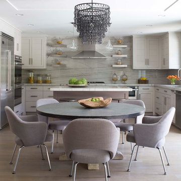 Kitchen & Breakfast