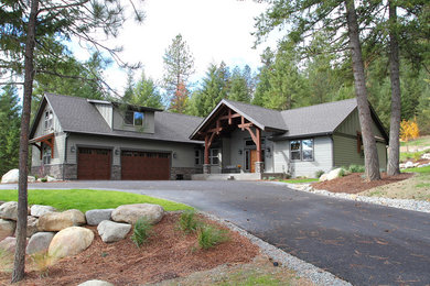 Arts and crafts exterior home photo in Seattle