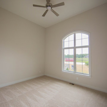 Upscale Ranch with Pool and Carriage House