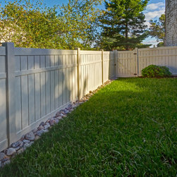Composite Fence & Gate - Home Fencing And Gates