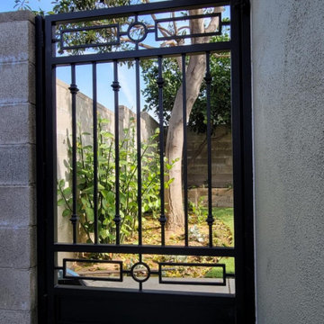 Modern Side Gate