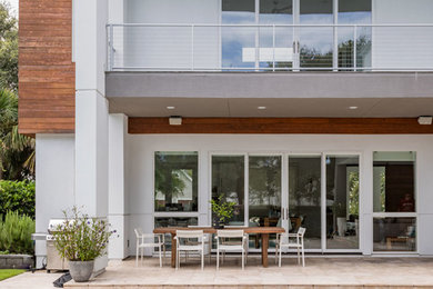 Trendy exterior home photo in Jacksonville
