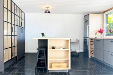 Home design - transitional home design idea in Seattle