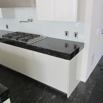 Apogee - Kitchen