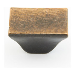 Schaub: Knobs and Pulls - Bouton de Meuble