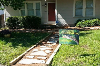 This is an example of a transitional landscaping in Orange County.