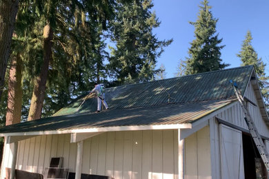 Aluminum Roof Maintenance- Safety First!