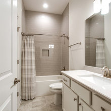 NC Upstairs Bath