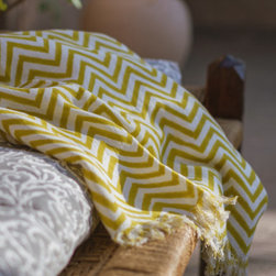CHEVRON CITRON THROW - Products