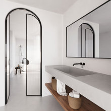 458W23 - Guest Bathroom