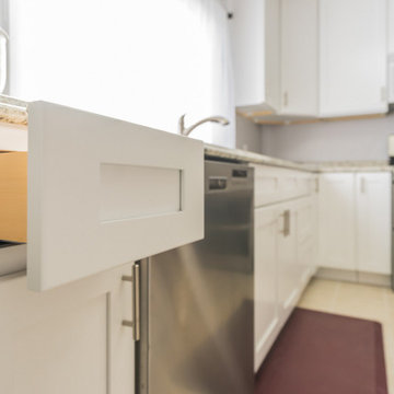White Shaker Kitchen Cabinets
