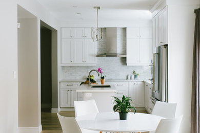 Inspiration for a transitional kitchen remodel in Toronto