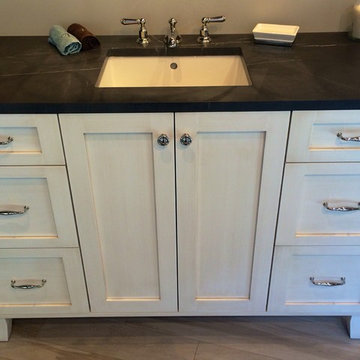 Ultracraft Vanity - Arctic White w/brown Linen