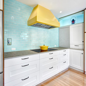 Bungalow Sunshine Kitchen