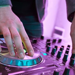 A Tailor-Made Dj and Audio Hire Solution For Your Events in Sydney - Lighting Hardware And Accessories