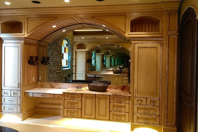 Cabinets and Custom Wood Work