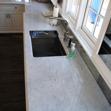 Kitchen in Princess White Extra Quartzite Natural Stone